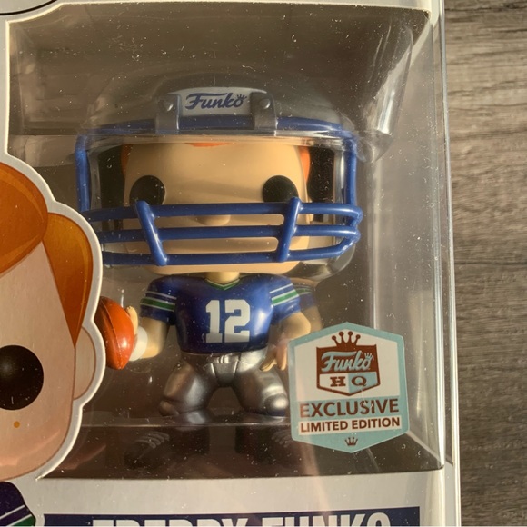 Freddy Funko HQ Football - Picture 9 of 9